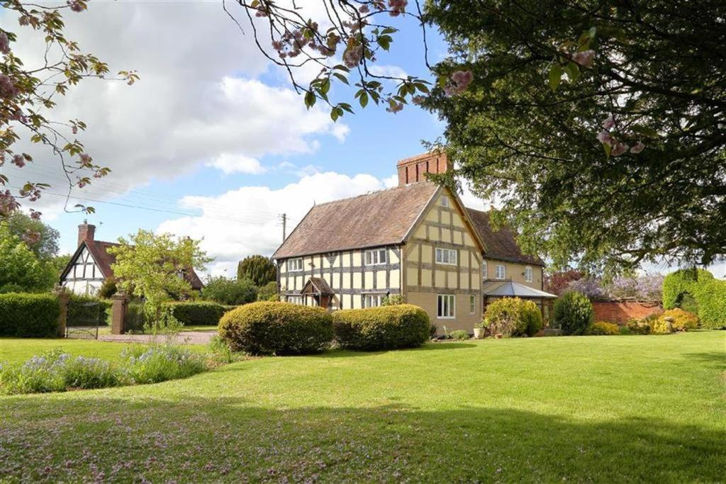 Loppington Spenford House 1640 Listed House Idilic Location Pub Walking Distance B&B 외부 사진