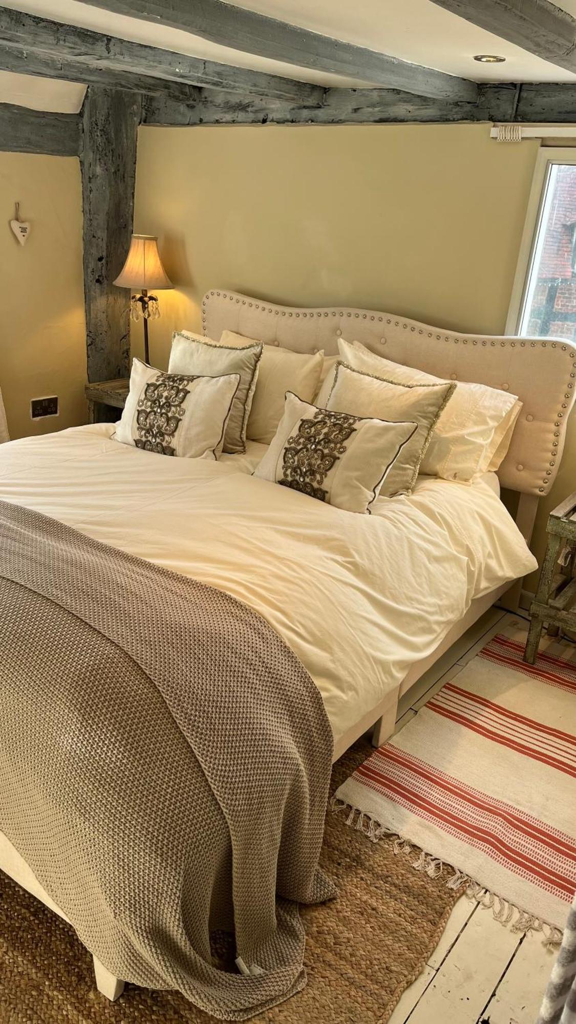 Loppington Spenford House 1640 Listed House Idilic Location Pub Walking Distance B&B 외부 사진